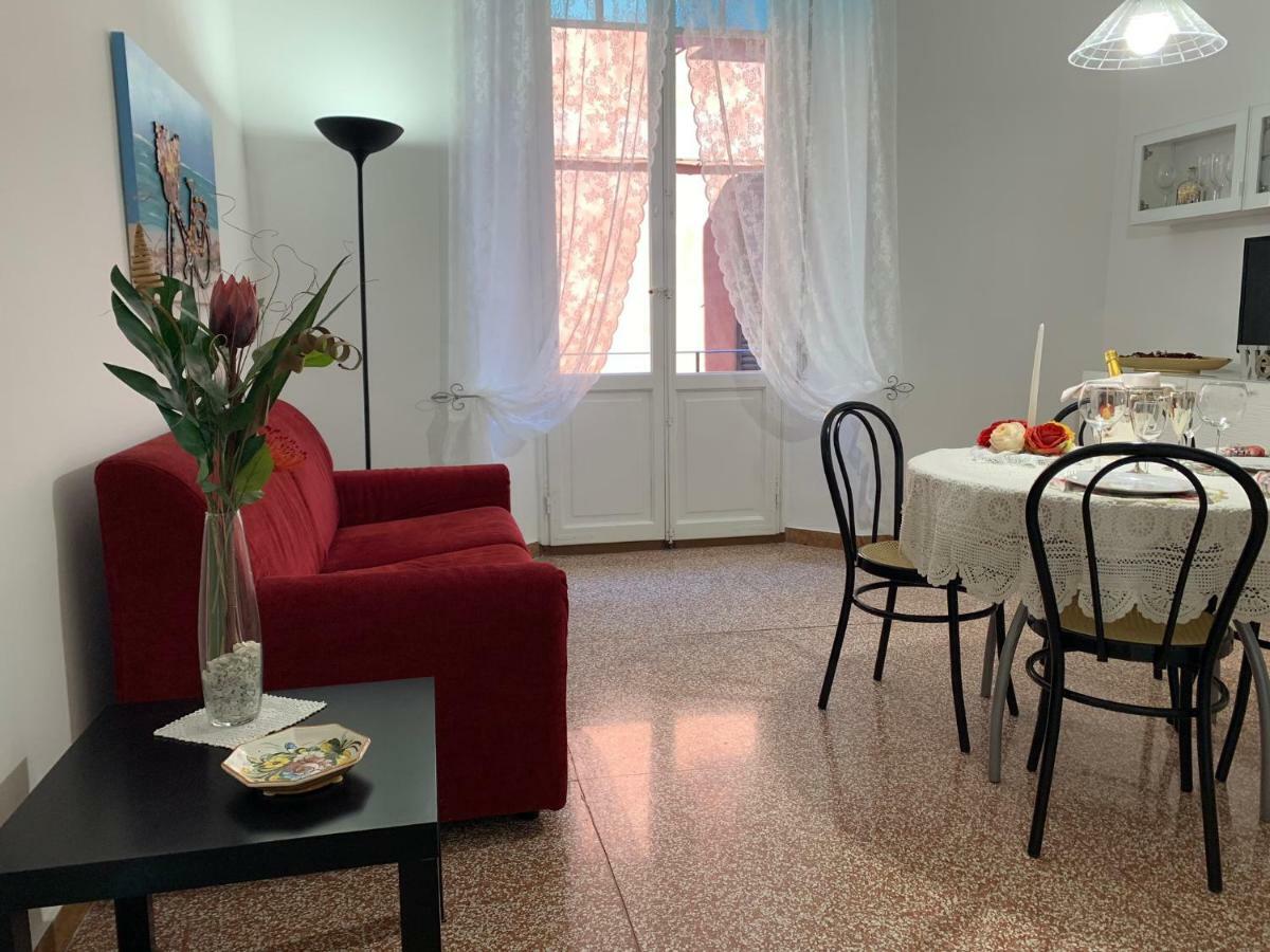 Апартаменты Temporary House Oberdan Болонья Экстерьер фото